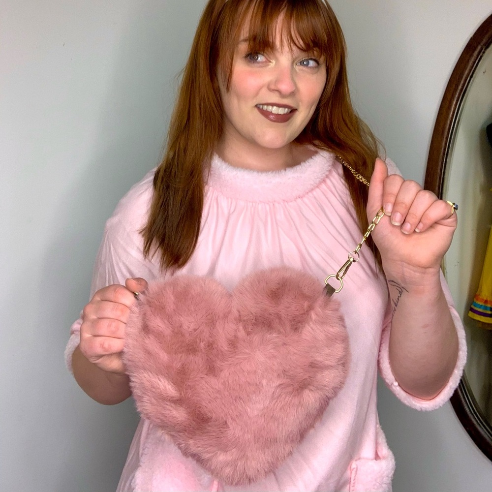 Adorable Brand New Heart Purse Kawaii Fluffy Purse